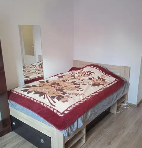 Apartament Mieszkanie Kawalerka Warszawa Centrum Twarda